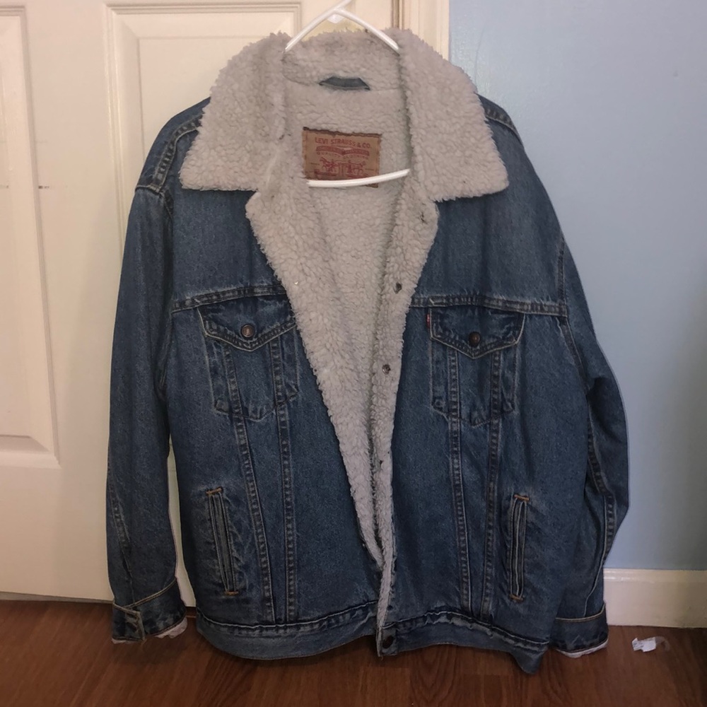 Vintage Oversized fur lined denim jacket